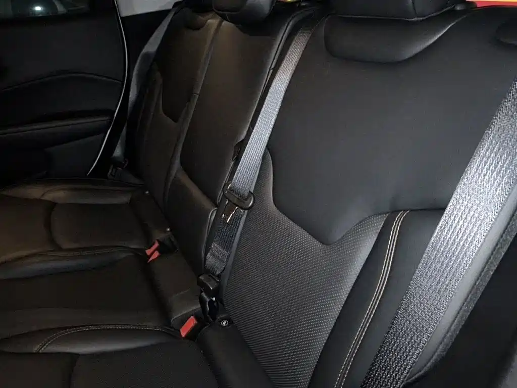 Jeep Compass — миниатюра 13