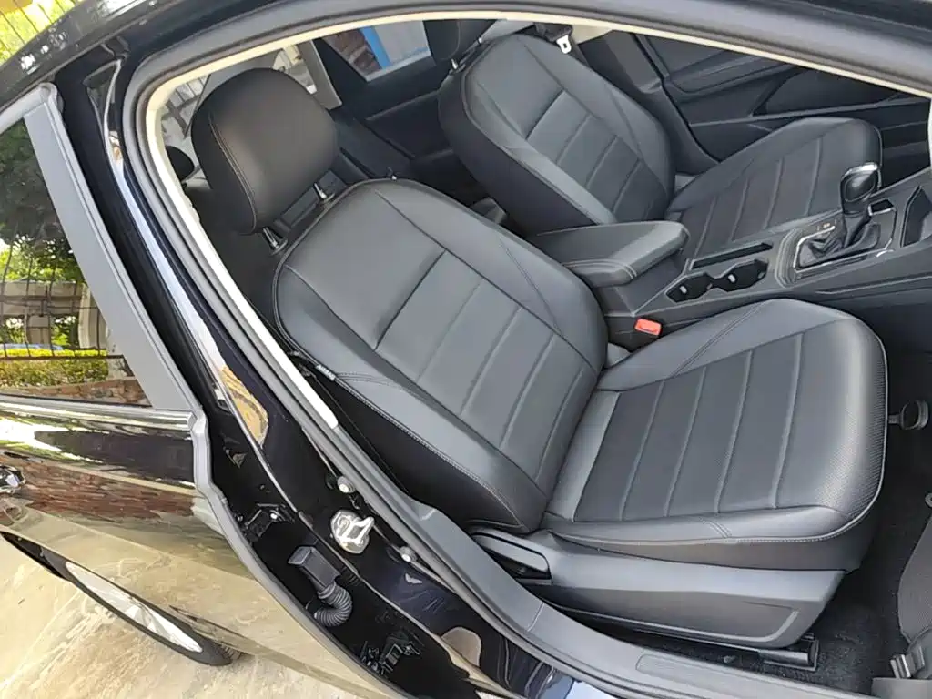 Volkswagen Lavida — миниатюра 25