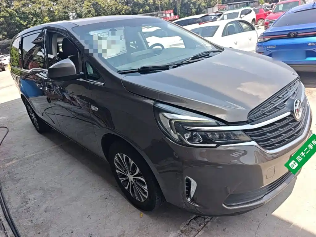 Buick GL8 — миниатюра 4