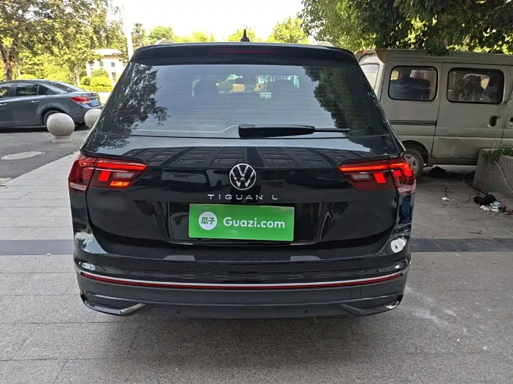 Volkswagen Tiguan L — миниатюра 6
