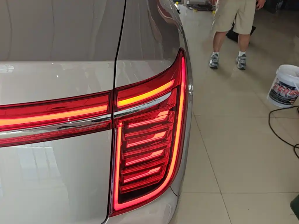 Hongqi Hongqi H9 — миниатюра 8