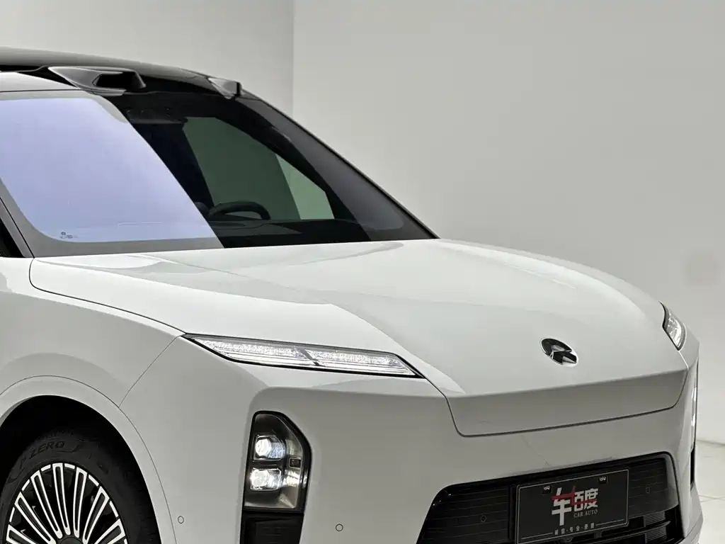 NIO ES8 — миниатюра 11