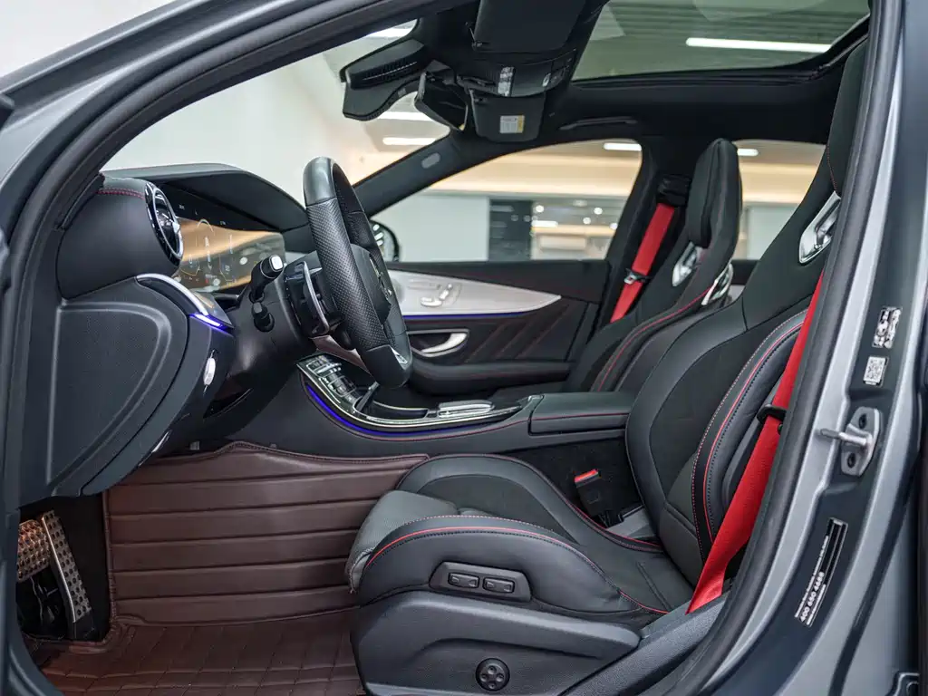 MERCEDES-BENZ E CLASS AMG