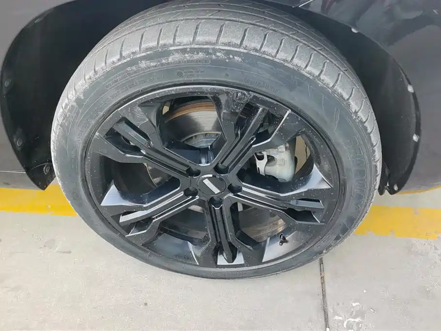 WEI PAI WEI BRAND VV7