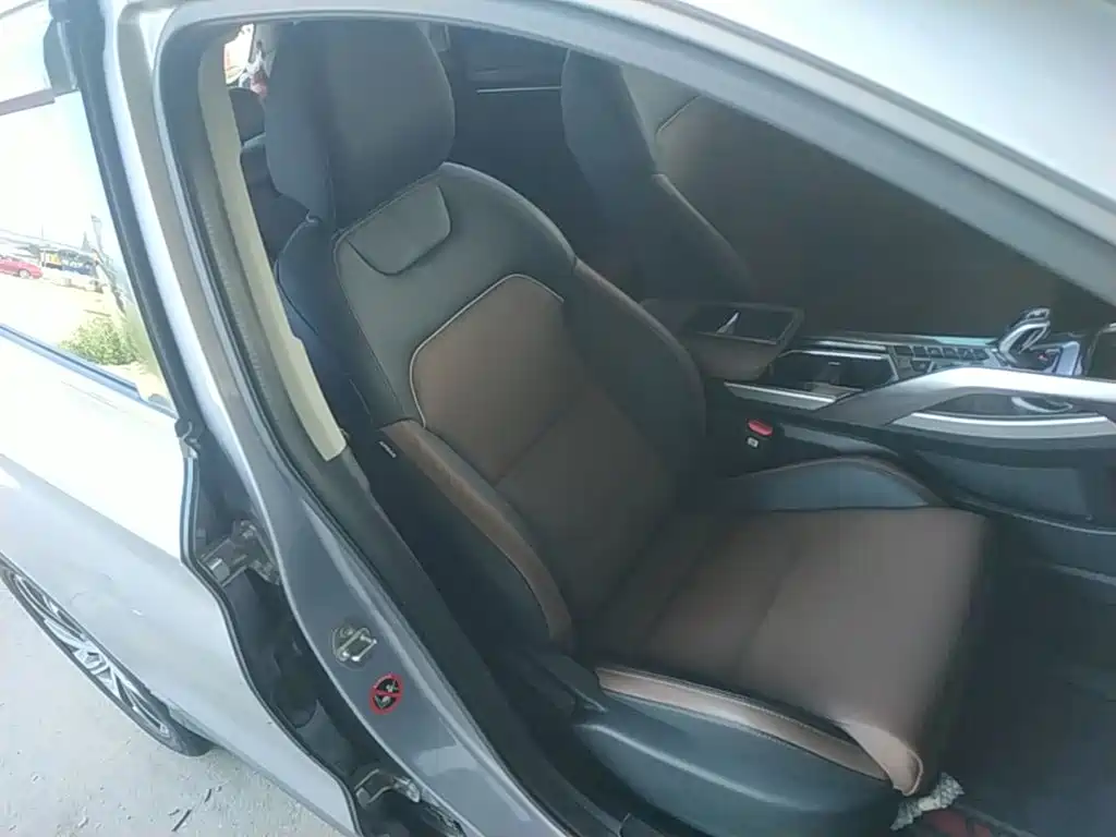 Geely Binyue — миниатюра 25