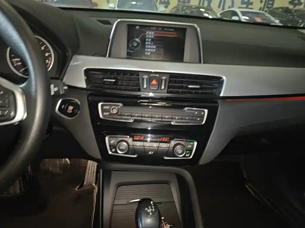 BMW X1 — миниатюра 13
