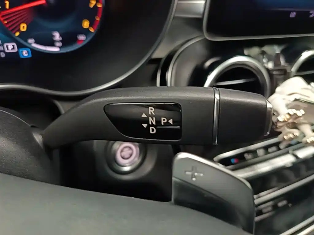 Mercedes-Benz C-Class — миниатюра 14