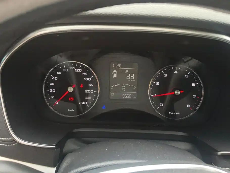 Roewe RX5 — миниатюра 14