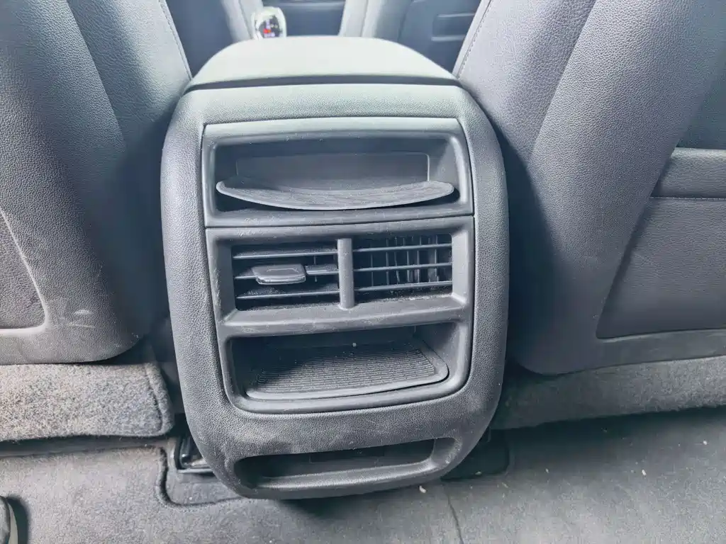 Cadillac XT5 — миниатюра 17