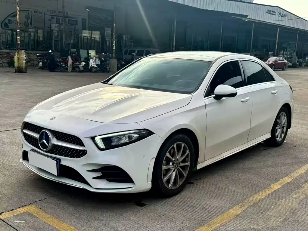 MERCEDES-BENZ A CLASS