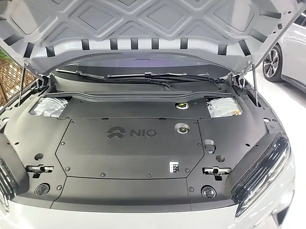 NIO ET5T — миниатюра 20