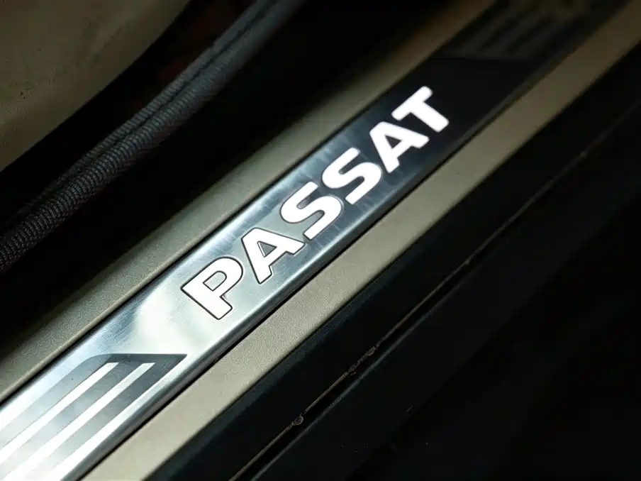 Volkswagen Passat — миниатюра 13