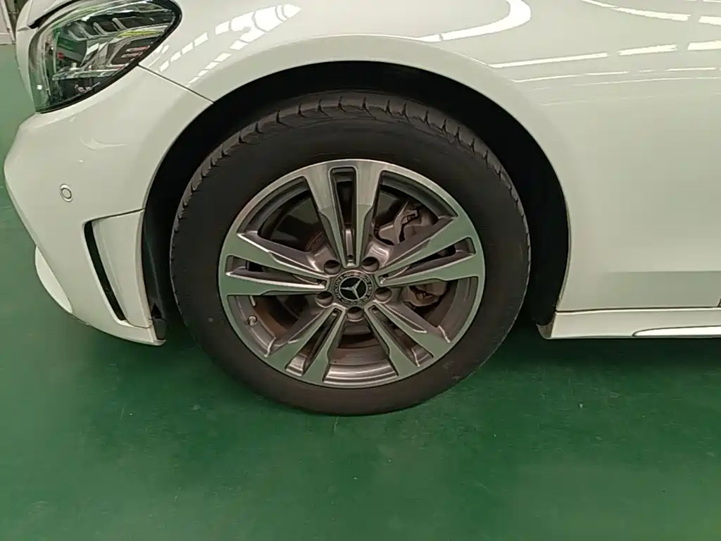Mercedes-Benz C-Class — миниатюра 23