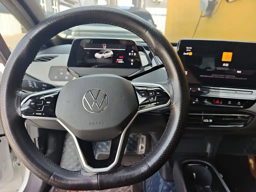 Volkswagen ID.3 — миниатюра 12