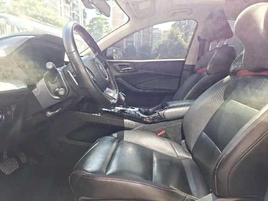 MG 5