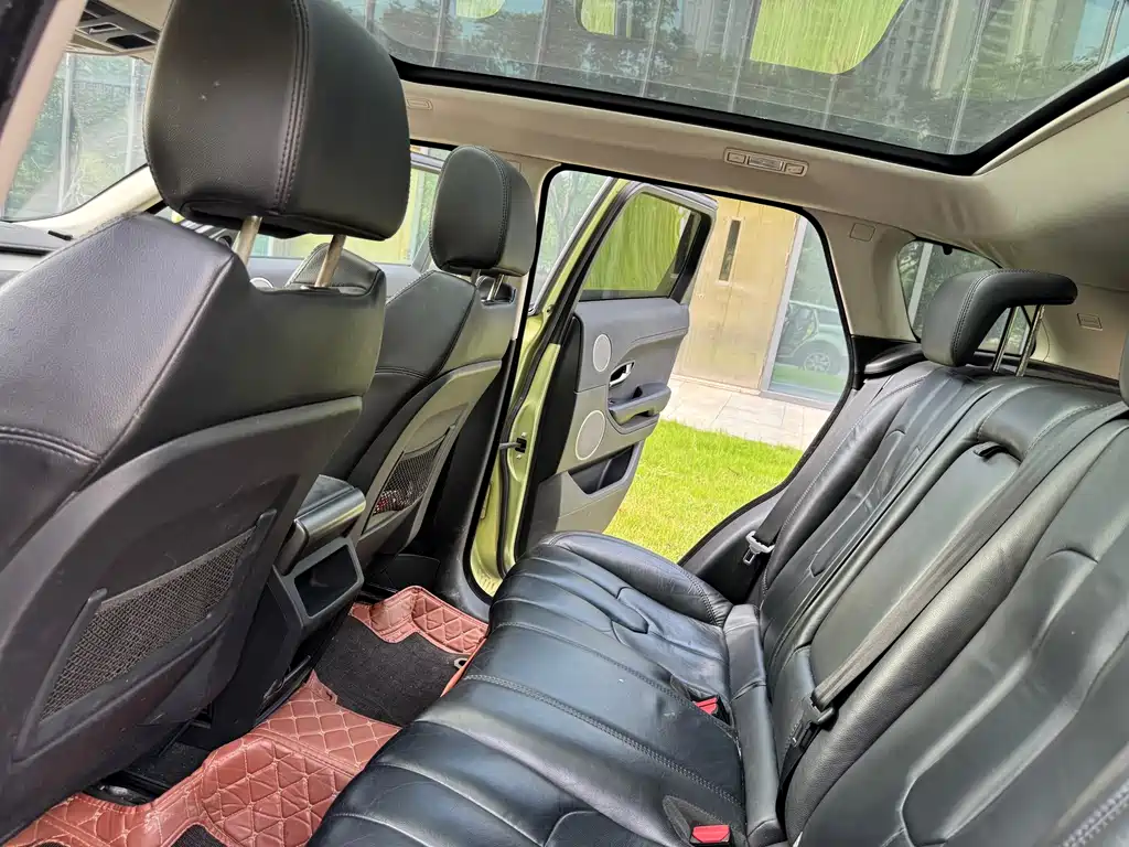 Land Rover Evoque (Import) — миниатюра 10