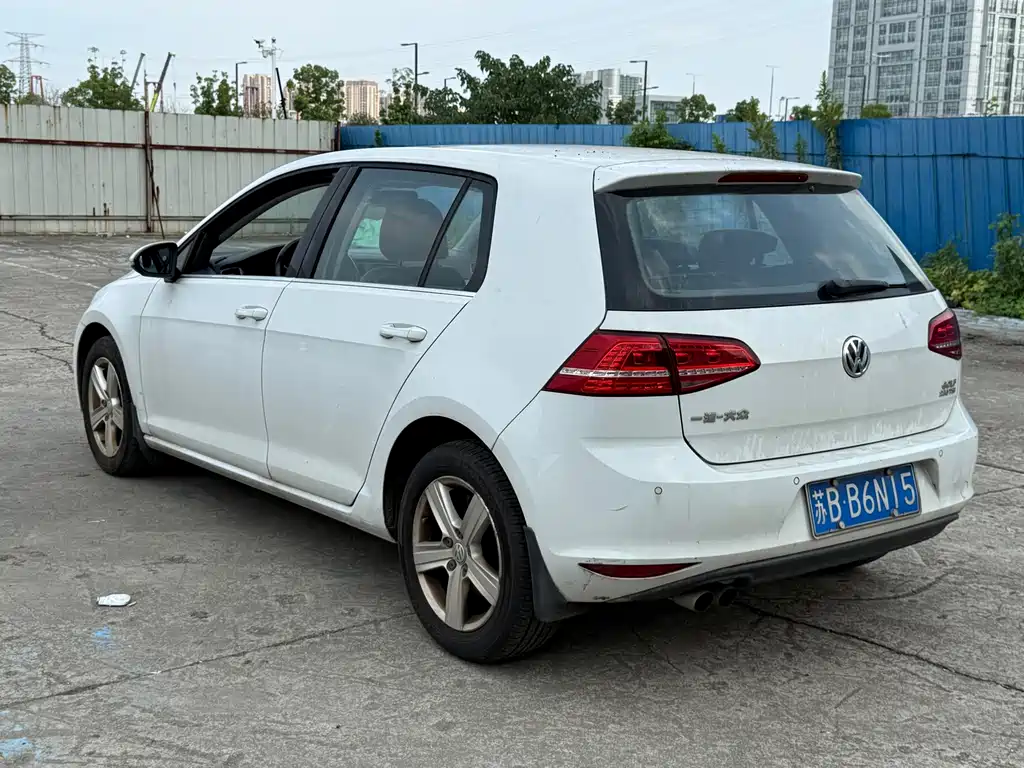 Volkswagen Golf — миниатюра 11