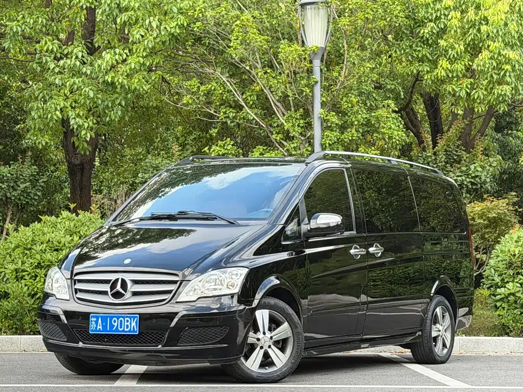 Mercedes-Benz Viano