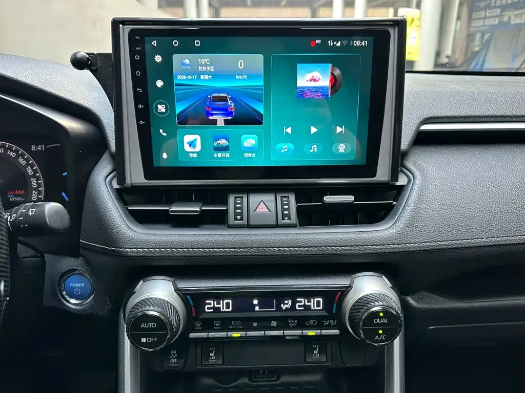 Toyota RAV4 — миниатюра 14