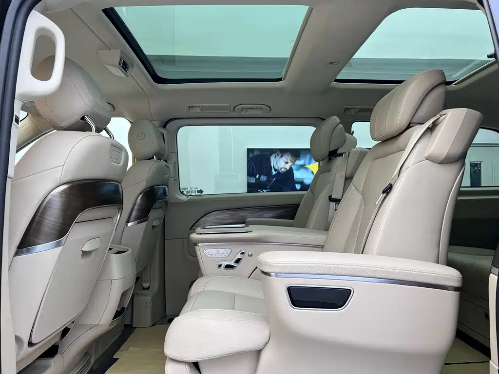 Mercedes-Benz V-Class V 2021 V 260 L Luxury