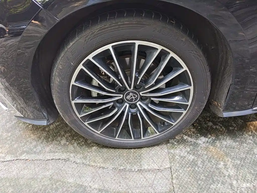 BYD Han — миниатюра 23