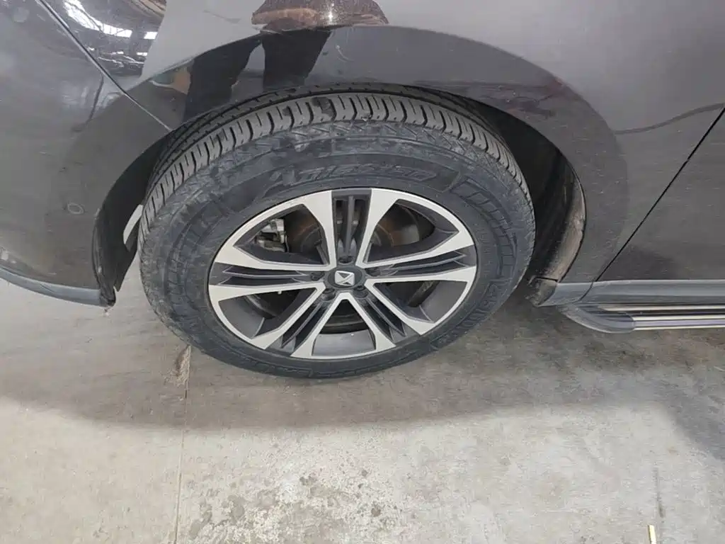 Borgward BX7 — миниатюра 23