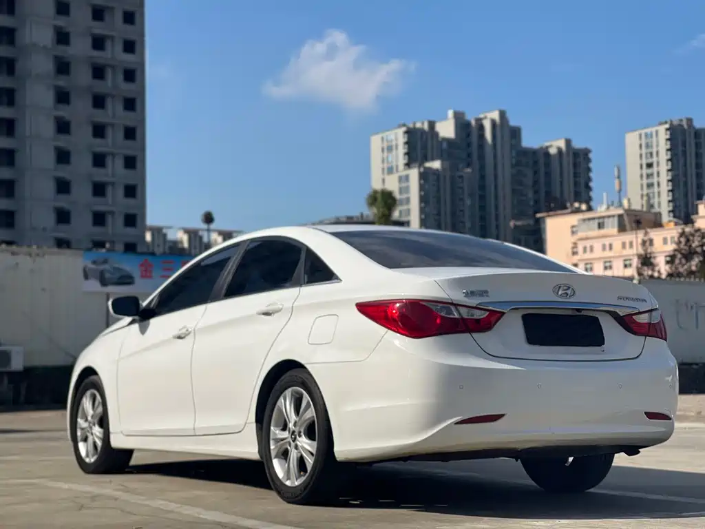 Hyundai Sonata — миниатюра 15