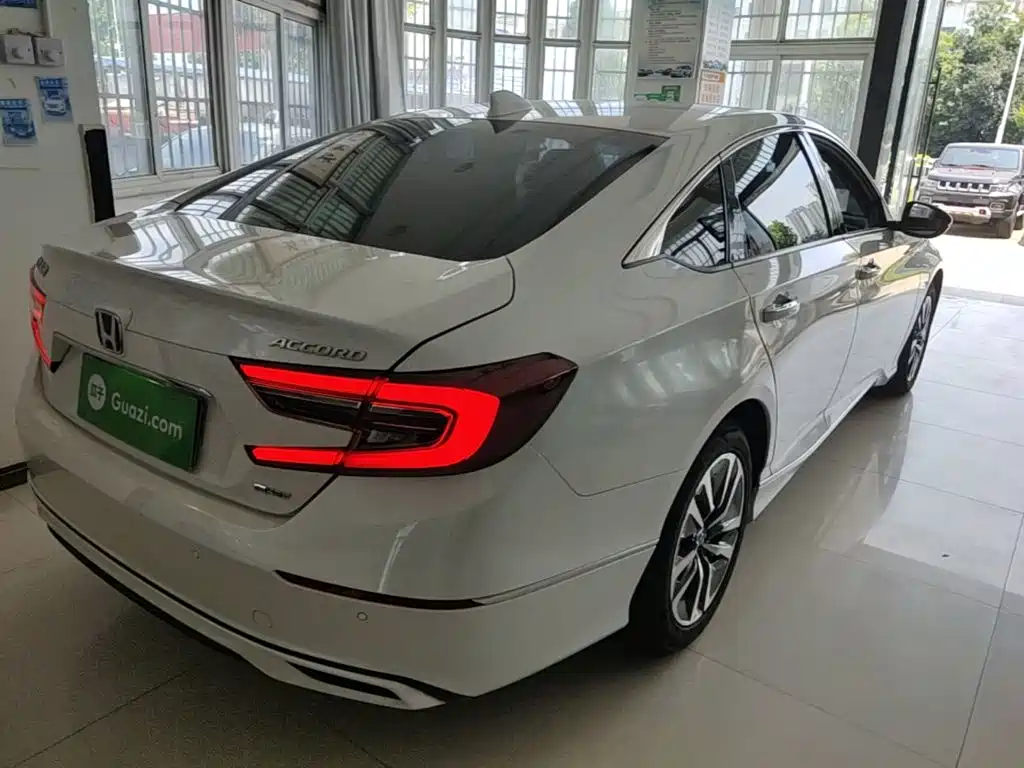 Honda Accord — миниатюра 5