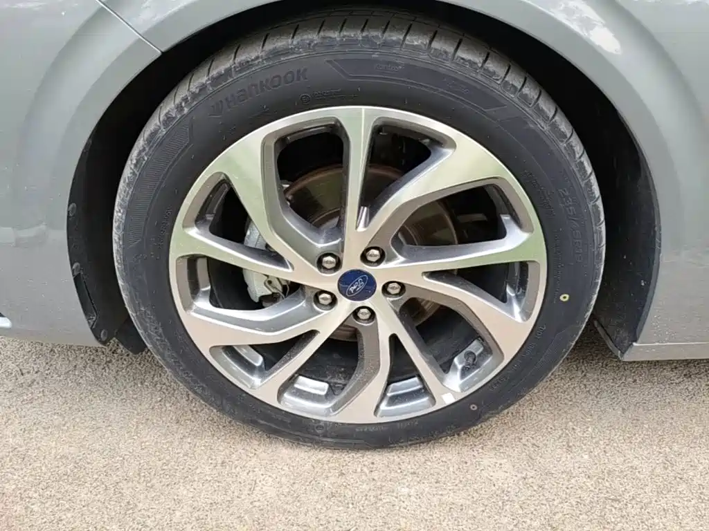 Ford Mondeo — миниатюра 23