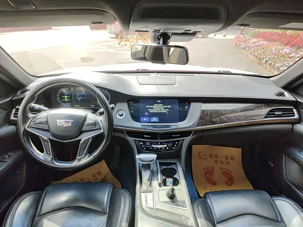 Cadillac CT6 — миниатюра 5