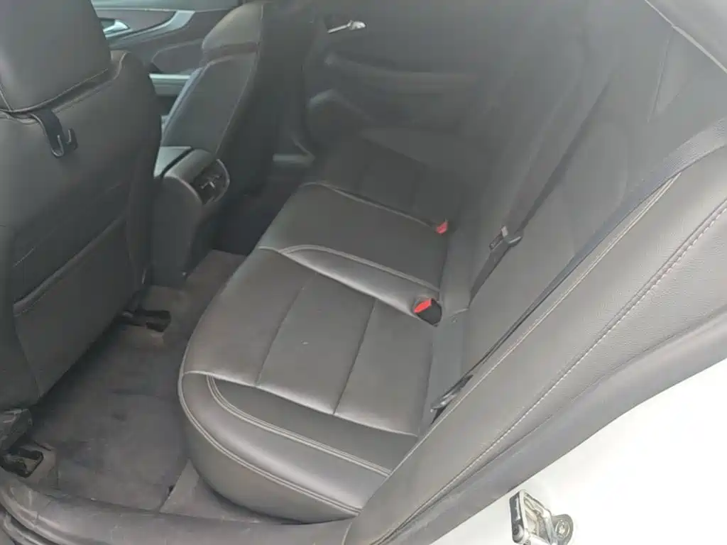 Chevrolet Malibu — миниатюра 17