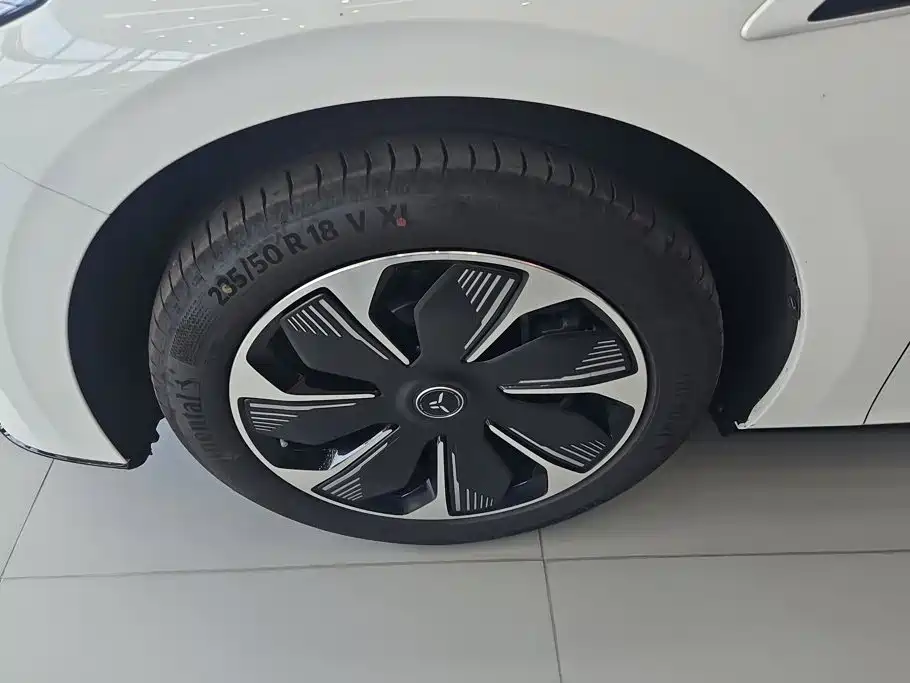 Hongqi Hongqi Tiangong 05 — миниатюра 6