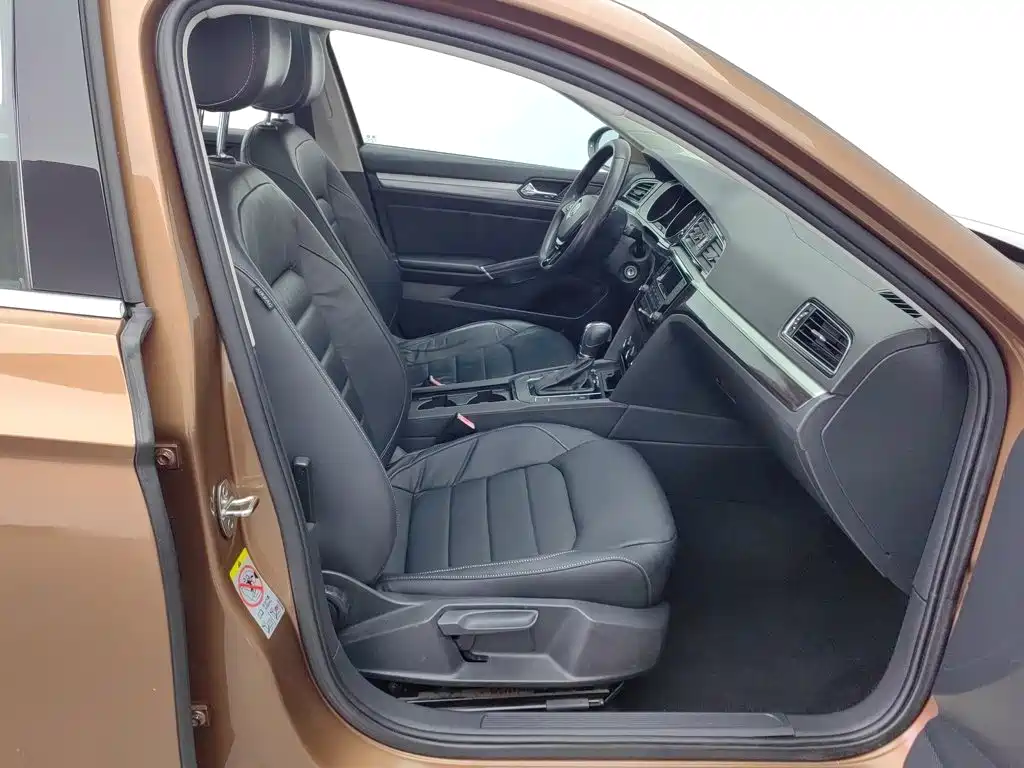 Volkswagen Lamando — миниатюра 23
