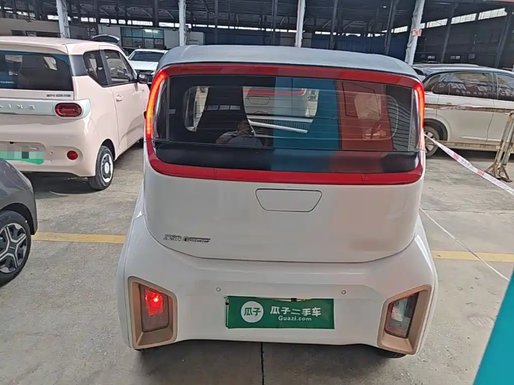 Baojun E200 — миниатюра 6