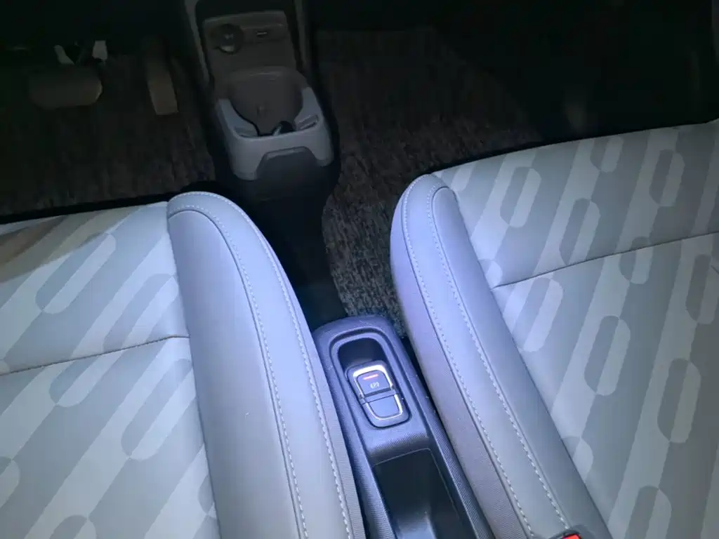 Leapmotor Leapmotor T03 — миниатюра 14