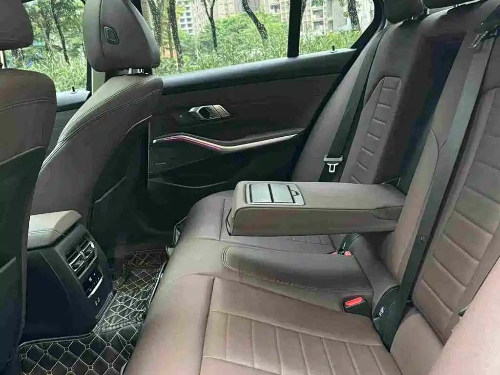 BMW 3 Series — миниатюра 10