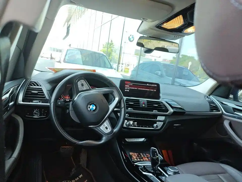 BMW X3 — миниатюра 5
