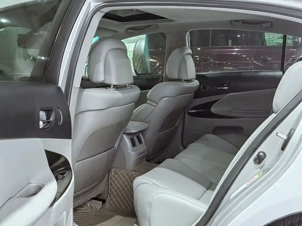 Lexus GS — миниатюра 5