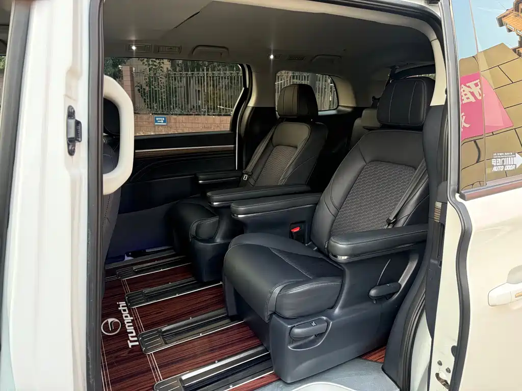 GAC Motor Trumpchi M8 — миниатюра 5