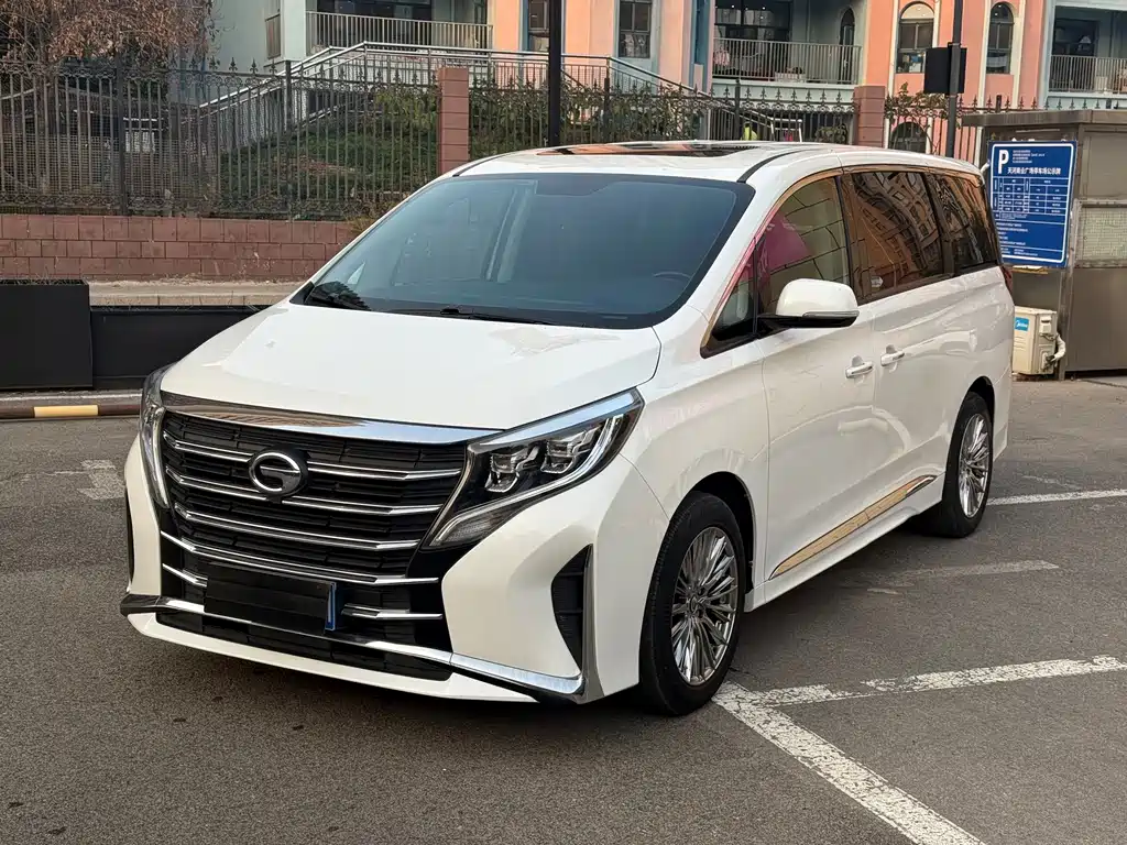 GAC Motor Trumpchi M8