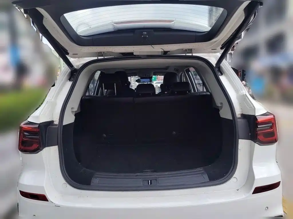 Roewe RX5 — миниатюра 15