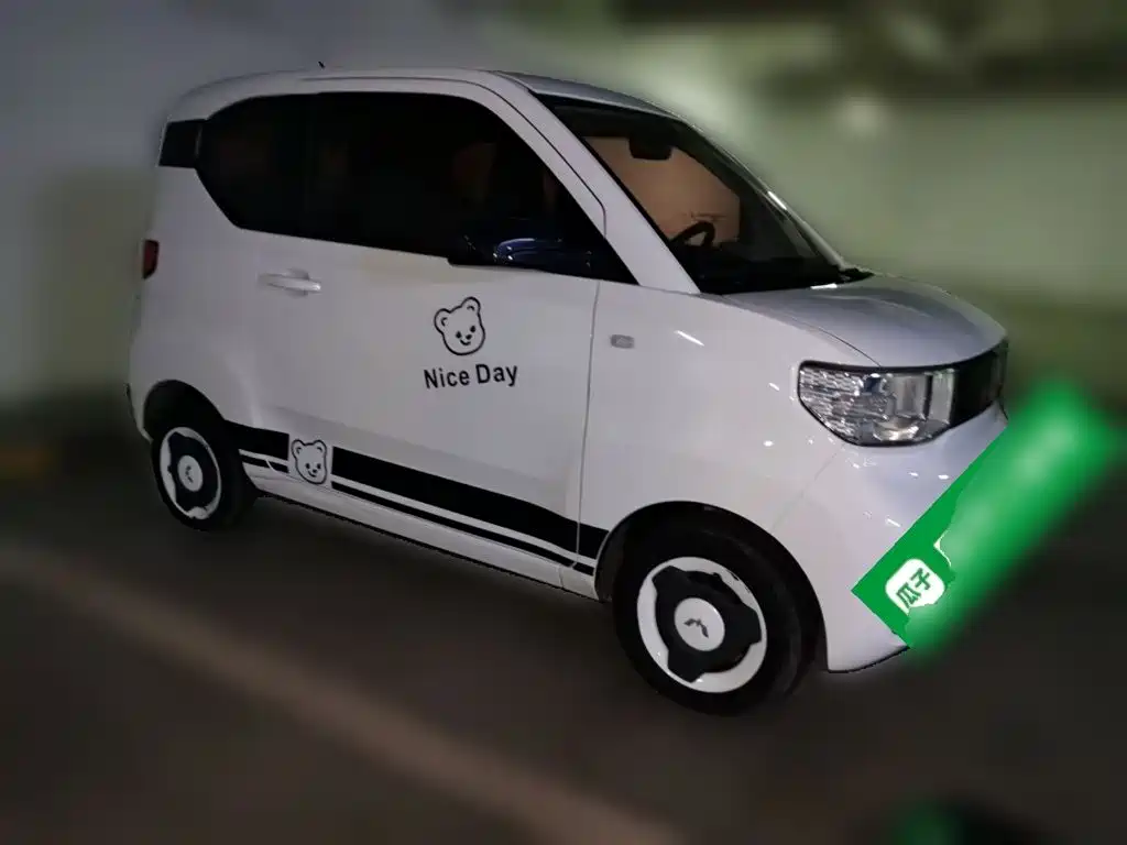 Wuling MINIEV — миниатюра 3