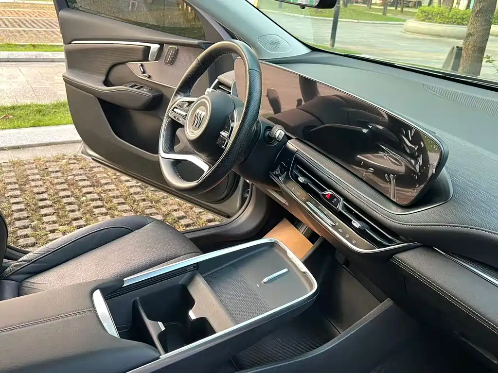 Buick LaCrosse — миниатюра 16