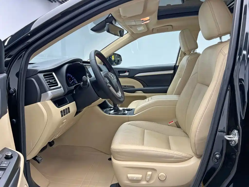 Toyota Highlander — миниатюра 13