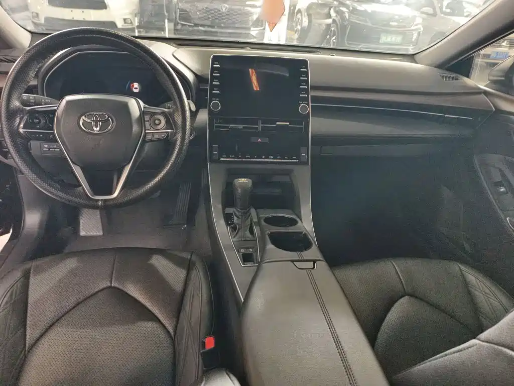 Toyota Avalon — миниатюра 16