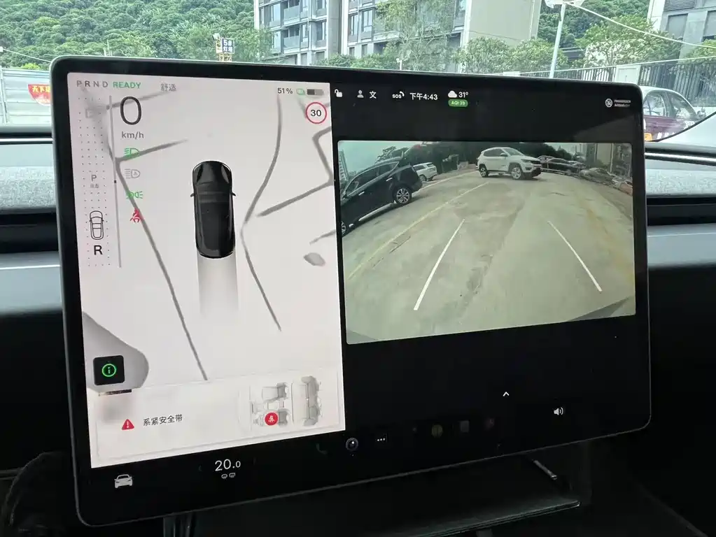 Tesla Model 3 — миниатюра 6