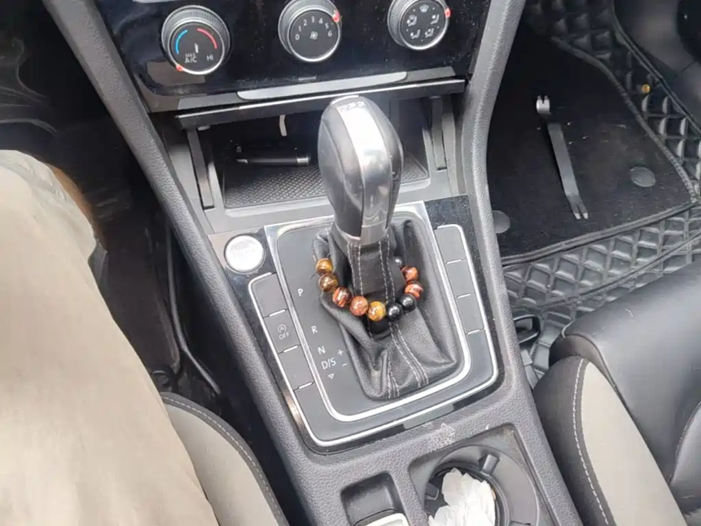 Volkswagen Golf — миниатюра 14