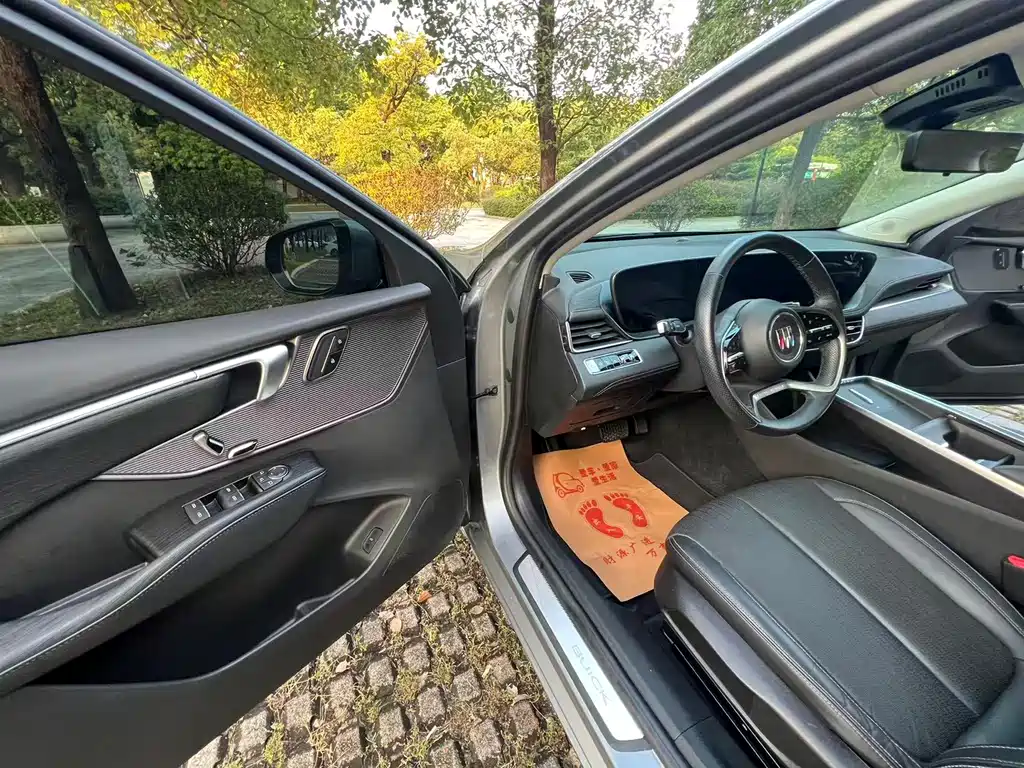 Buick LaCrosse — миниатюра 13