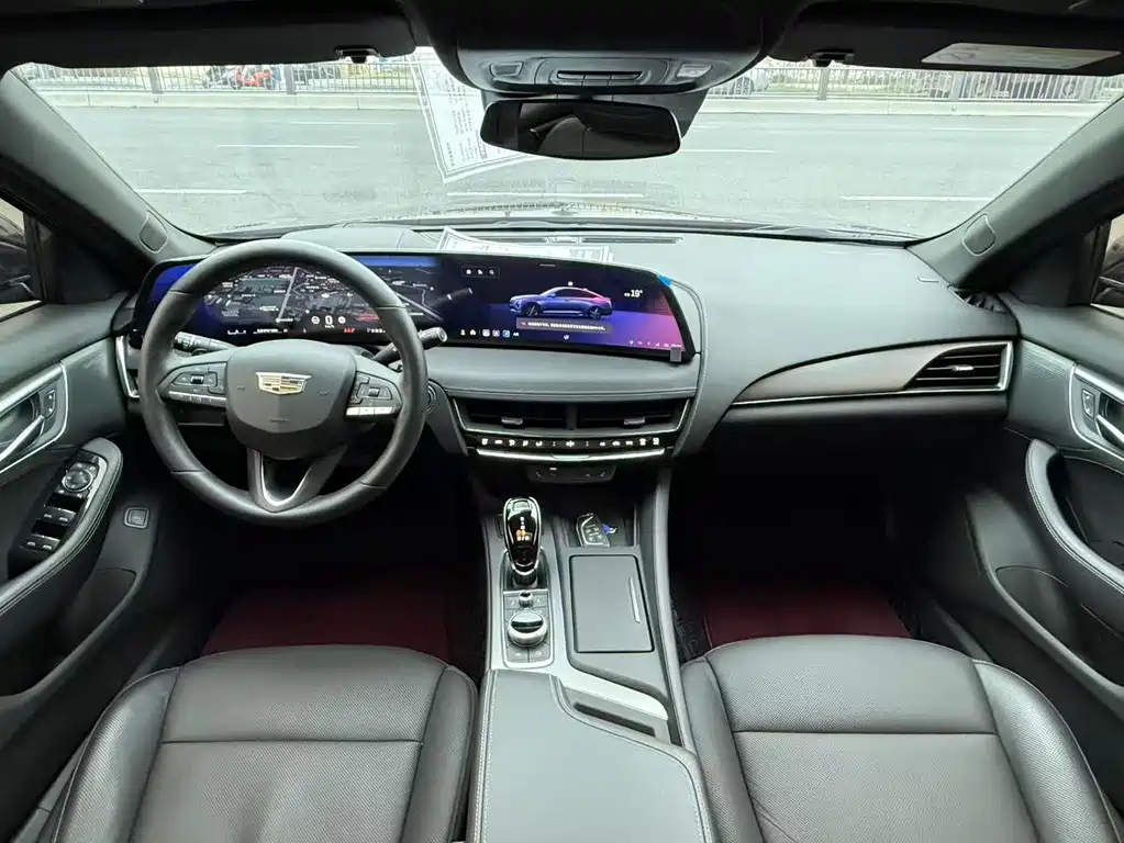 Cadillac CT5 — миниатюра 10