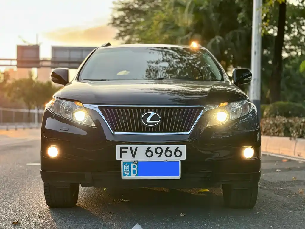 Lexus RX Classic — миниатюра 2